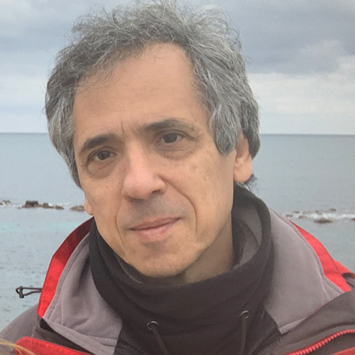 Esta imagen tiene un atributo ALT vacío; su nombre de archivo es David-Oubiña.jpg